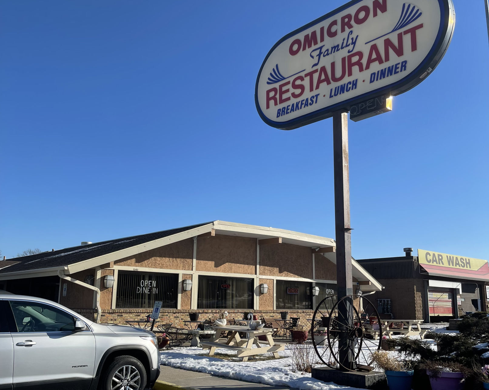 Omicron Family Restaurant